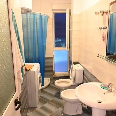 - Apartment Shengjin
